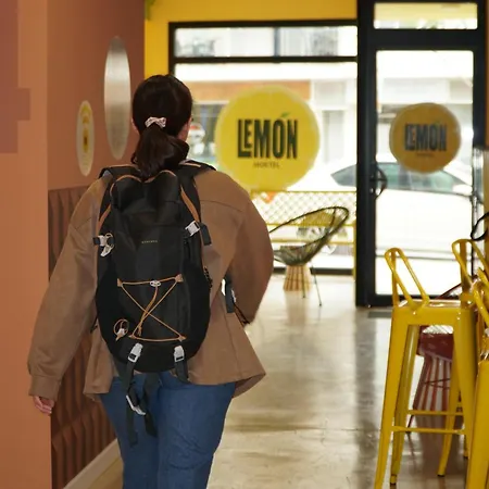 Lemon Privadas Y Compartidas Hostel